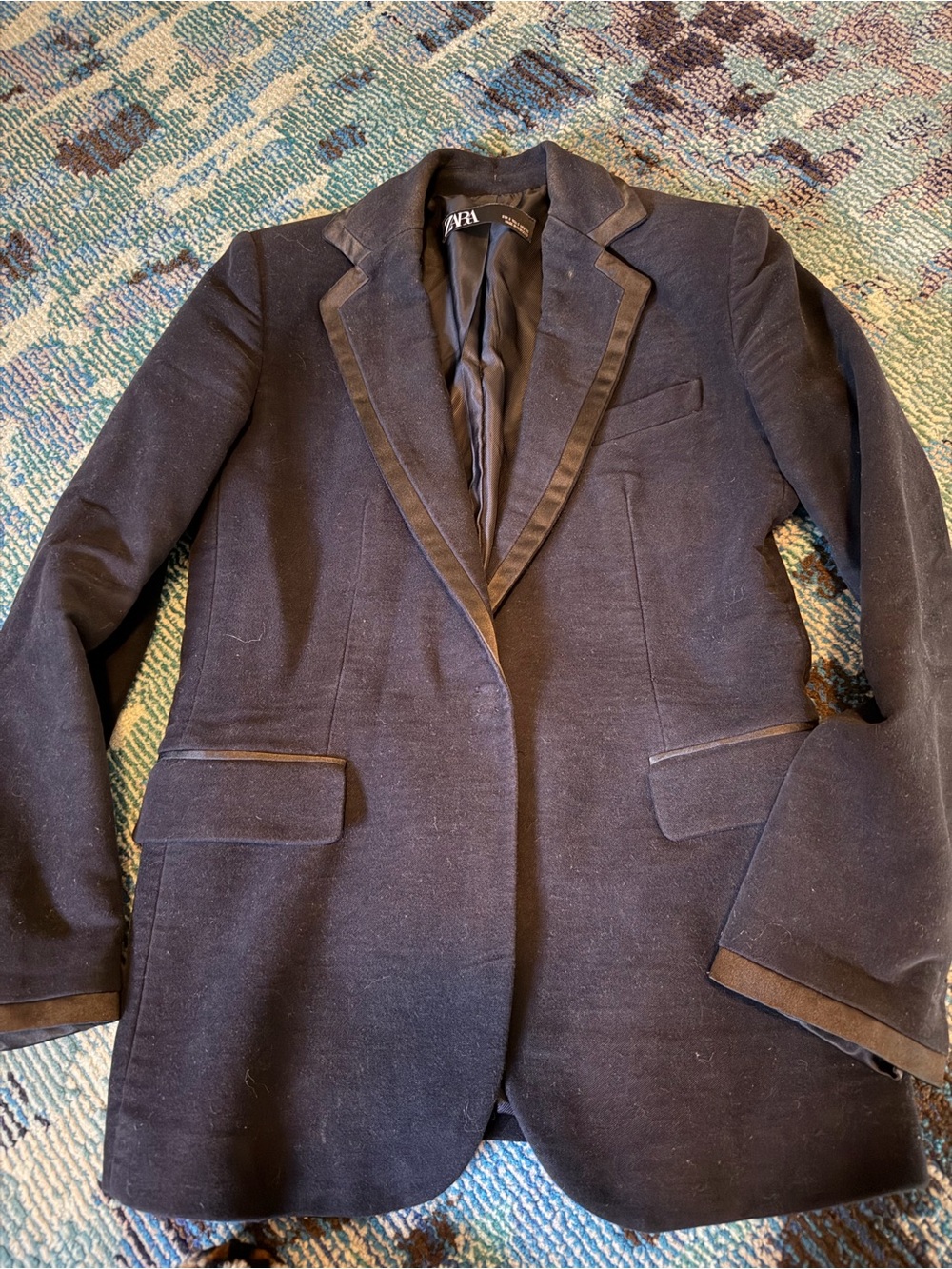 Zara navy velvet blazer with satin trim accents